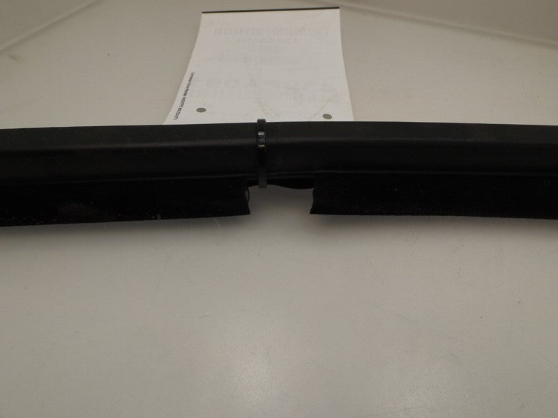 F75Z7825861AA 1997-2002 Ford Expedition Rear Left Interior Window Belt Seal F75Z7825861AA