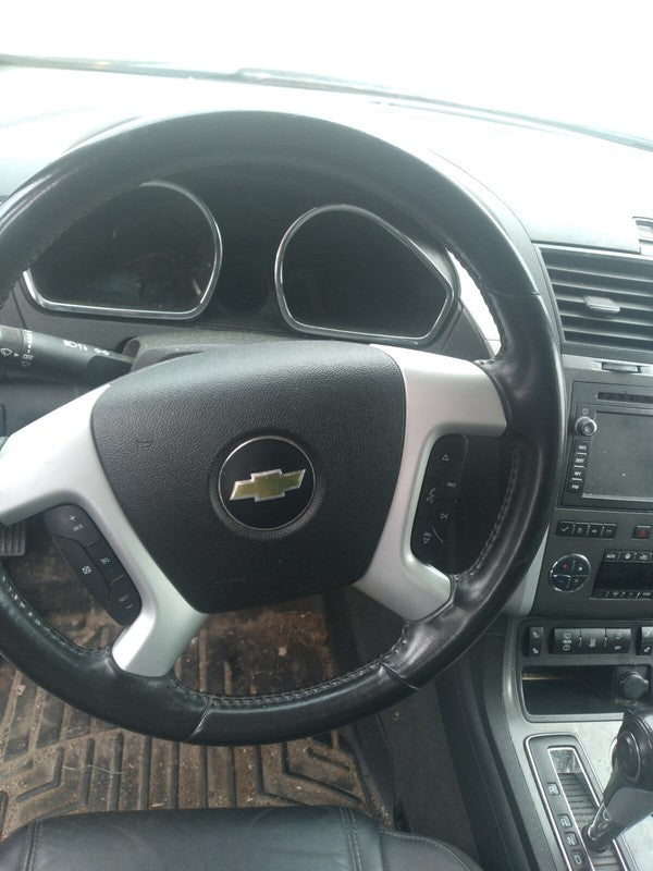 20836170 2009-2012 Chevrolet Traverse Instrument Cluster Speedometer Cover Used 20836170
