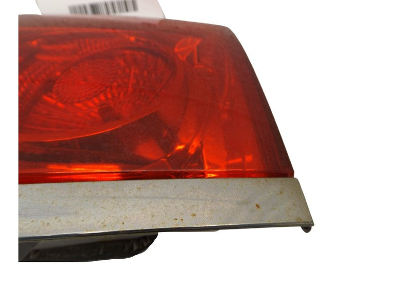 25889252 2008-2012 Buick Enclave RR Lid Mounted Tail Light Assembly Used 25889252 OEM