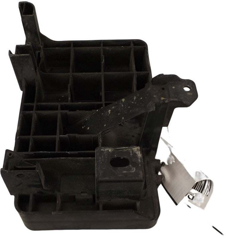 23158538 2010-2017 Chevrolet Equinox Engine Bay Fuse Box Lower Cover Used OEM 23158538