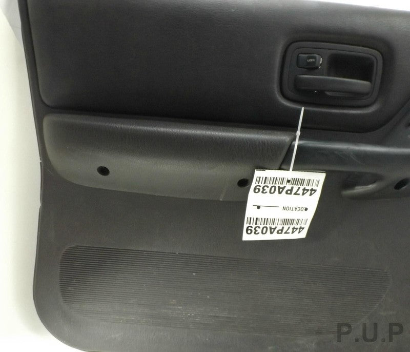 5EH271T6AG 1997-2001 Cherokee Front Left Door Interior Trim Panel (Sun Fading / Crack)