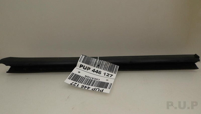 8L2Z7825861A 2002-2005 Mercury Mountaineer Left Rear Door Interior Window Belt Weatherstrip