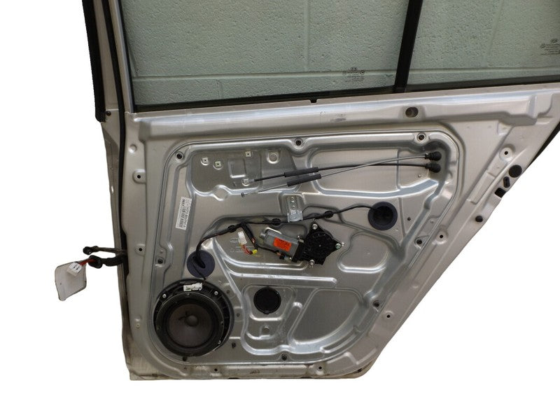 770031D010 2007-2012 Kia Rondo Passenger Rear RR Exterior Door Assembly Used OEM 770031D010