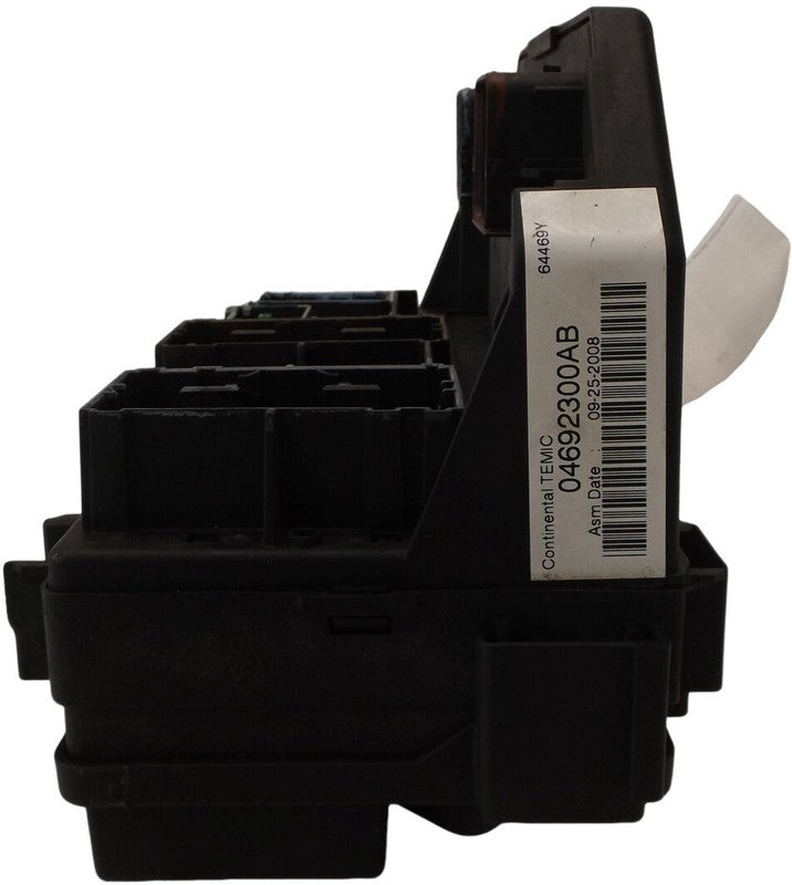 4692235AJ 2008 Jeep Liberty Fuse Relay Box Used OEM KAE23A02E7