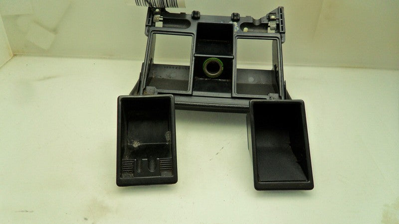 3W1Z5404810AAA 2003-2011 Lincoln Town Car Instrument Panel Ashtray Used 3W1Z5404810AAA OEM