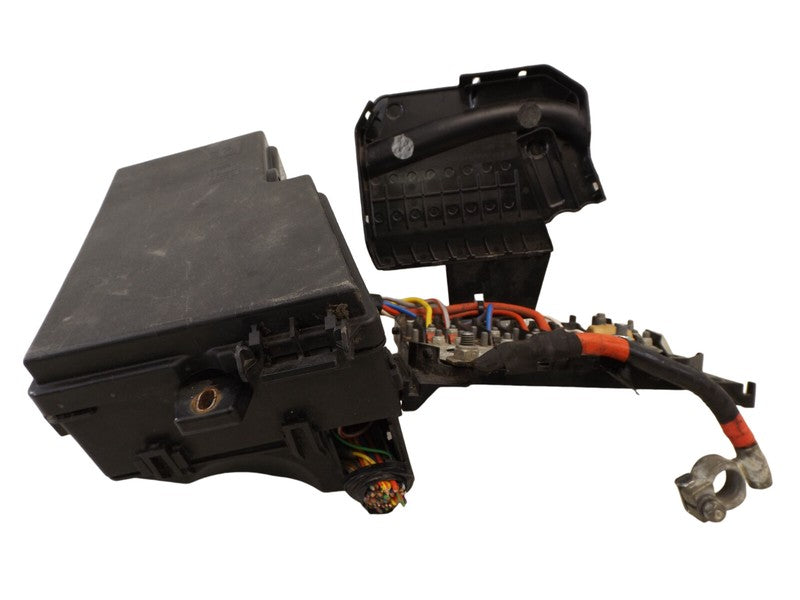 AV6T14A067AC 2012-2014 Ford Focus Fuse Relay Box Used AV6T14A067AC OEM