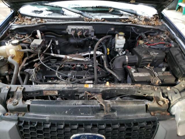 7L8Z7823942EB 2002-2007 Ford Escape Passenger FR Interior Door Panel Used OEM 3L8Z7823942AAB