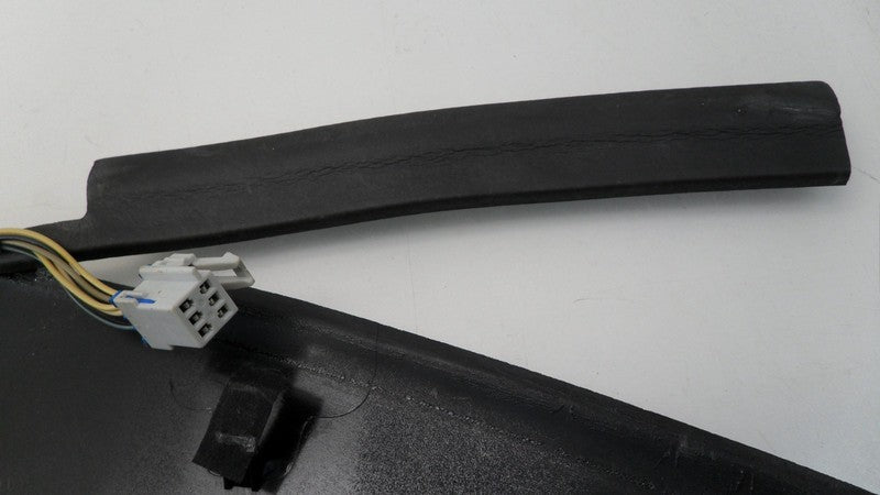 25722827 1999-2003 Buick Park Avenue Windshield Defroster Nozzle Used 25722827 OEM