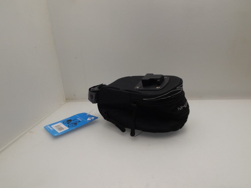 M-Wave Tilburg quick release Saddle bag Black/White