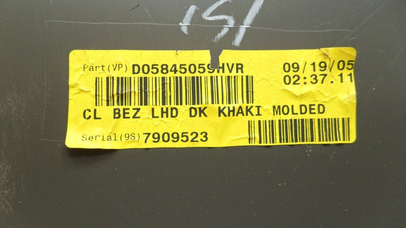 D05845059HVR 2005-2007 Jeep Grand Cherokee Instrument Cluster Bezel Used D05845059HVR OEM
