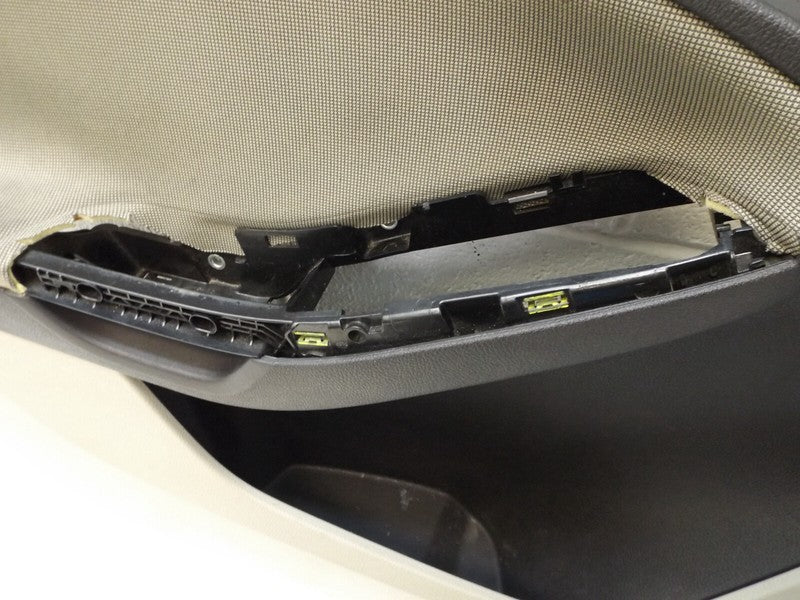 DM51A23493B 2012-2014 Ford Focus Driver FL Door Interior Trim Panel Used CP9Z5823942CA OEM