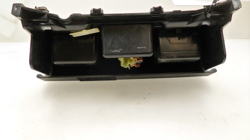3W1Z5404810AAA 2003-2011 Lincoln Town Car Instrument Panel Ashtray Used 3W1Z5404810AAA OEM