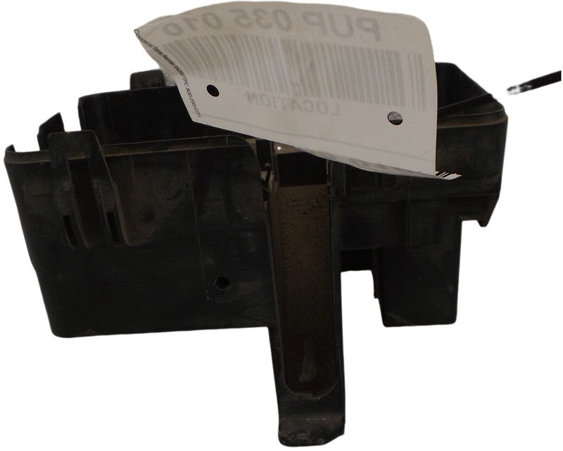 23158538 2010-2017 Chevrolet Equinox Engine Bay Fuse Box Lower Cover Used OEM 23158538