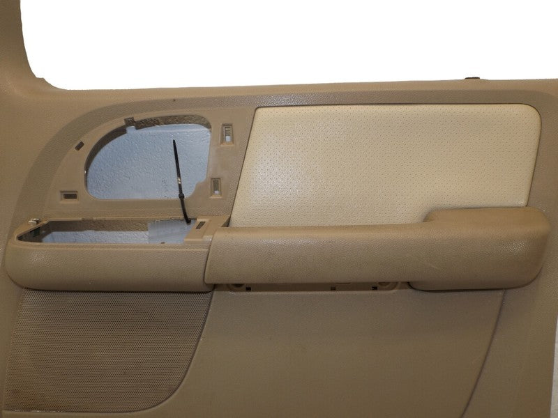 2L1Z7823942DAA 2003-2006 Ford Expedition Passenger FR Interior Door Panel Used OEM
