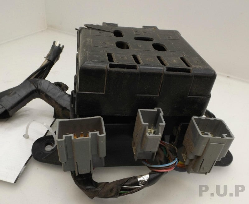 4L2T 14A488 DH 2004 Mercury Mountaineer 4.6L Rear Fuse Box 4L2T14A488DH (cover damage)