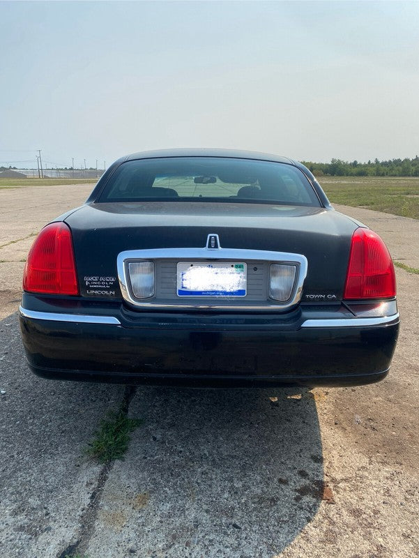 7W1313005A 2003-2011 Lincoln Town Car Passenger FR Headlight Assembly Used 4W1Z13008AA OEM