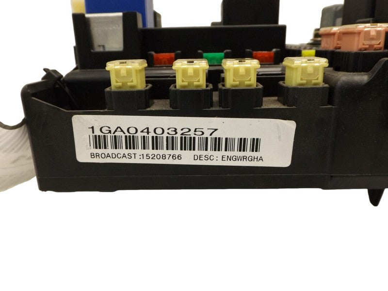 15870409 2004-2009 Cadillac SRX Fuse Relay Box Used OEM 15208766