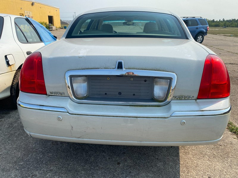 4W1Z17682AA 2004-10 Lincoln Town Car Passenger FR Door Mirror W Memory Used 4W1Z17682AA OEM