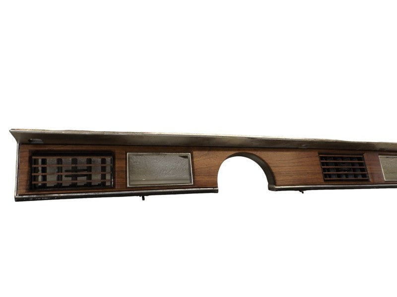 25516380 1986-1988 Oldsmobile 98 Dashboard Panel W/ Vents Used 25516380 OEM