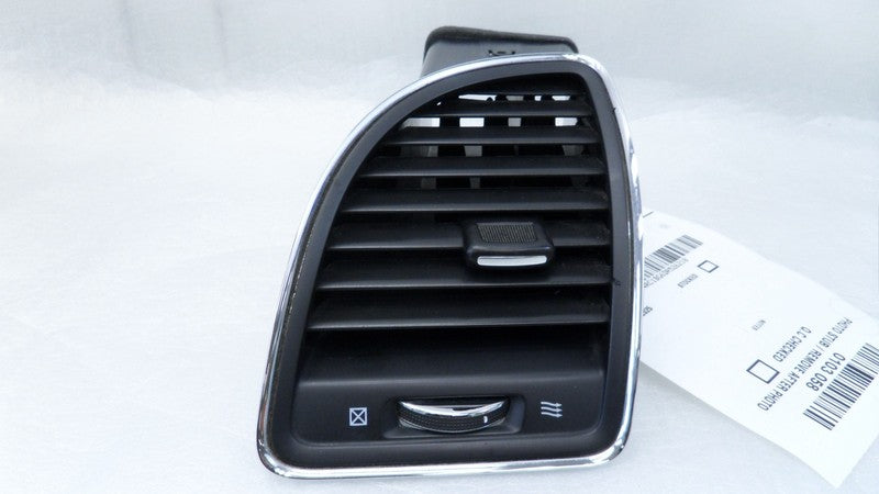 1QY60DX9AJ 2011-2016 Chrysler Town & Country FR Dashboard Air Vent Used 1QY60DX9AJ OEM