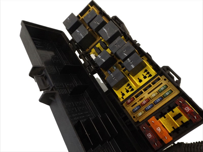 646-0000 2000 Ford Ranger Fuse Box OEM USED