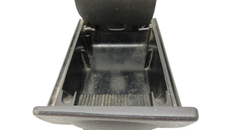 96345766 2004-2008 Chevrolet Aveo Instrument Panel Ashtray Used 96345766 OEM