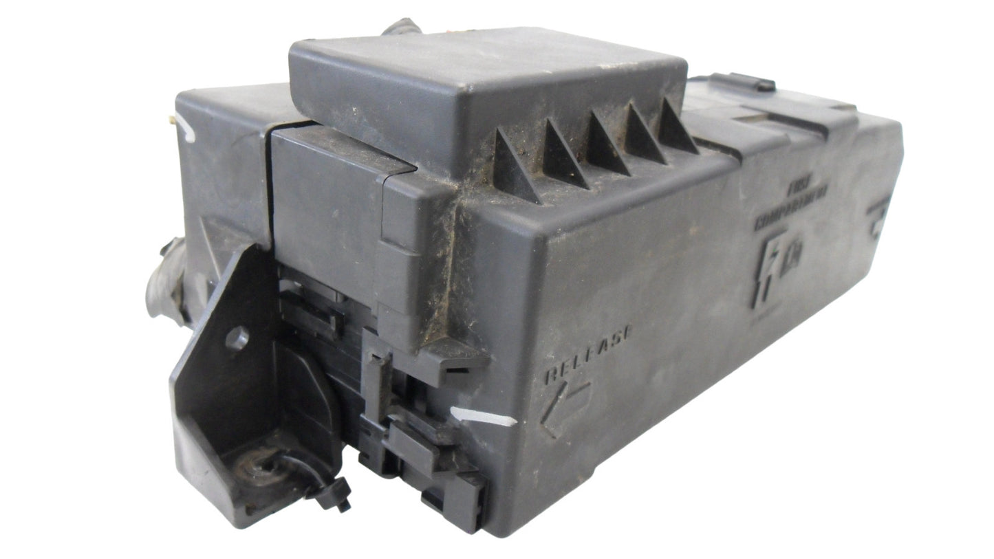 9L8T14A003BA 2009 Ford Escape Fuse Box 9L8T14A003BA OEM USED VIN 7 (8th digit)