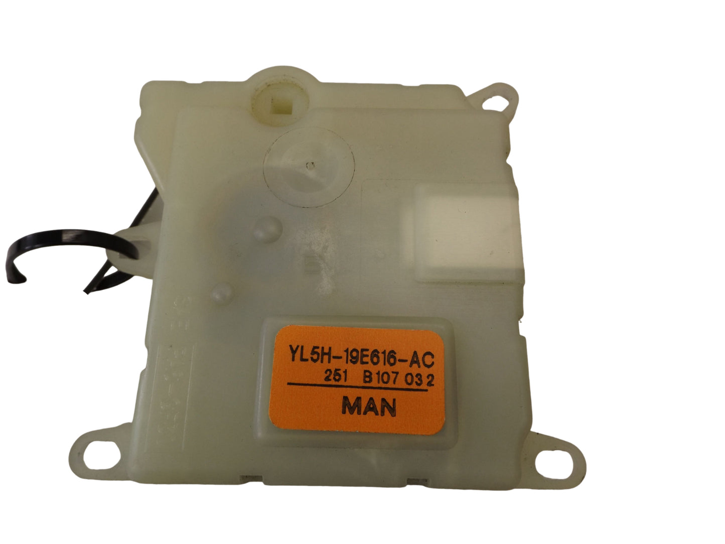 YL5Z19E616AA 2003-2006 Ford Expedition HVAC Blend Door Actuator Used YL5Z19E616AA OEM