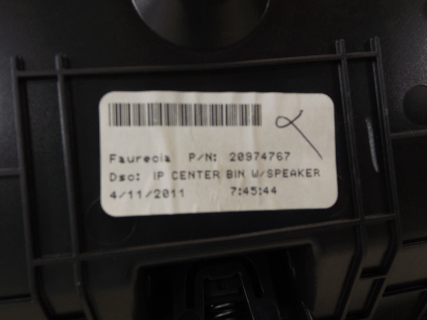 22873647 2010-2017 GMC Terrain Instrument Panel Storage Compartment Used 22873647 OEM