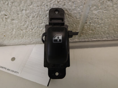 935753C010 2001-2006 Santa Fe Passenger Front Right Door Window Switch Used 935753C010
