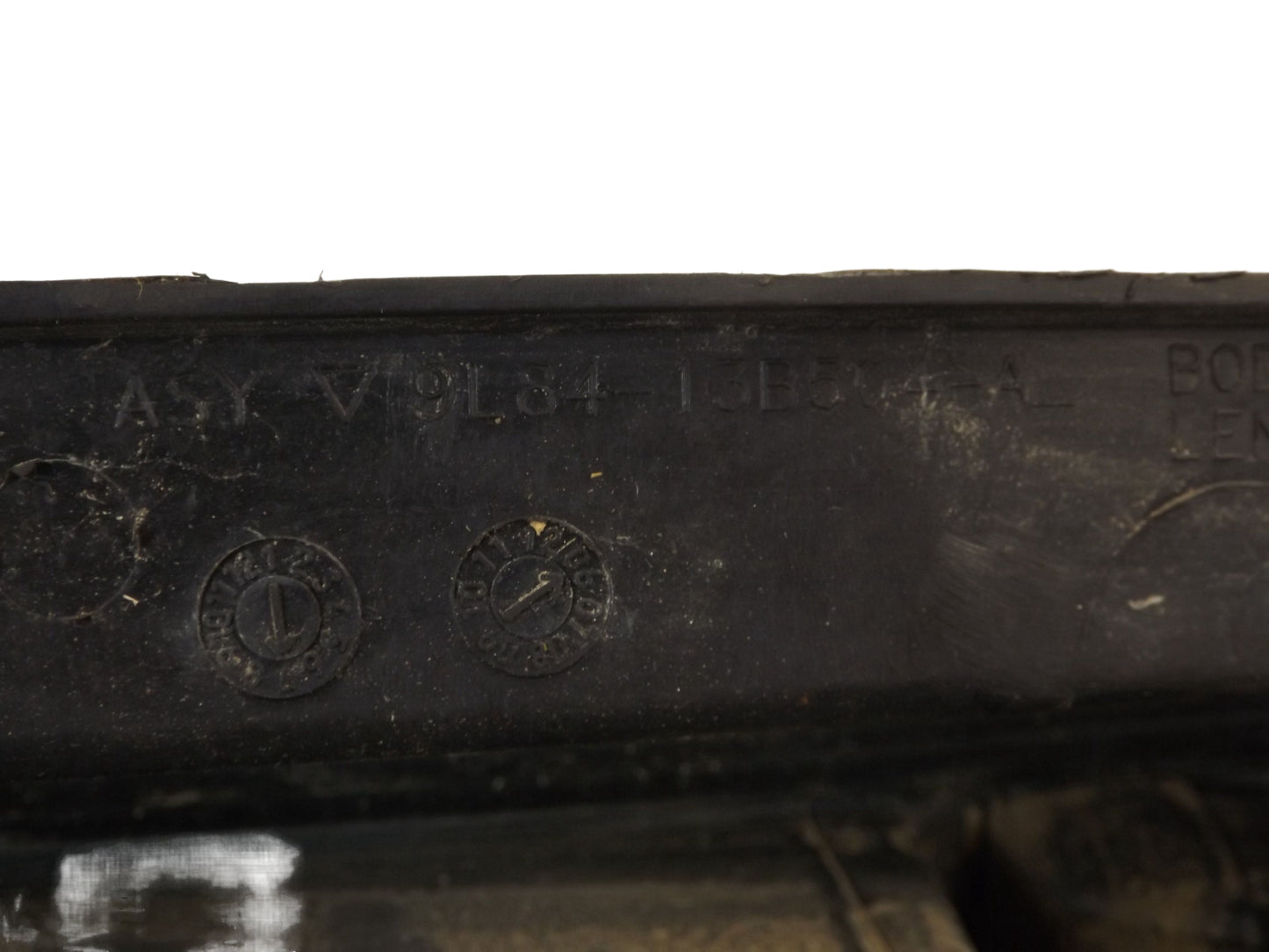 8L8Z13405A 2008-2012 Ford Escape Passenger RR Tail Light Assembly Used 8L8Z13405A OEM