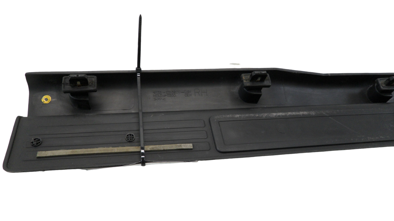 4R336313200EMW 2005-2009 Ford Mustang FR Door Trim Scuff Plate Used 4R336313200EMW OEM