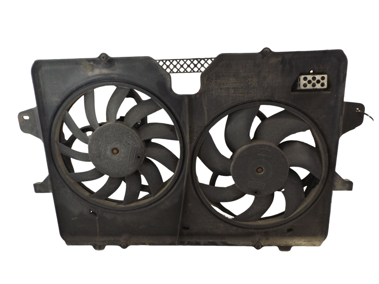 8L8Z8C607A 2008-2012 Ford Escape Engine Cooling Fan Assembly 2.5L /2.3L Used 8L8Z8C607A OEM