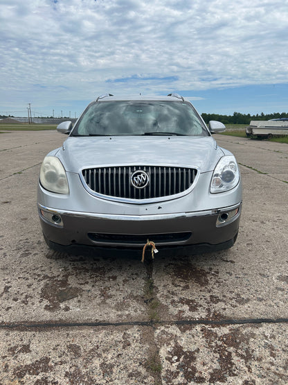 22777930 2008-2012 Buick Enclave Passenger FR Headlight (Very Hazy) HID Used 22777930 OEM