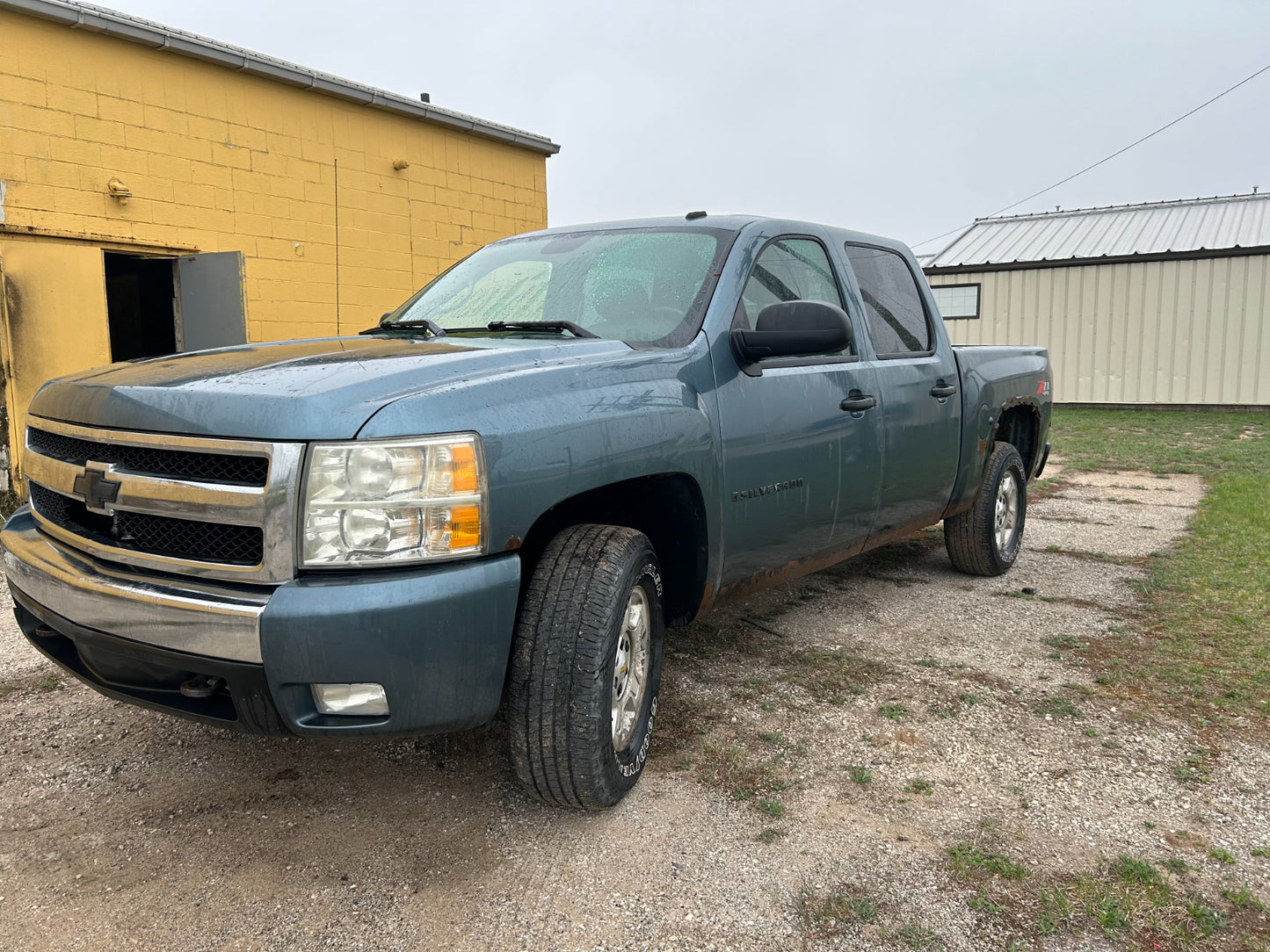 647-0000 2008-2009 Chevrolet Silverado 1500 Headlight Wiring Harness Used 647-0000 OEM