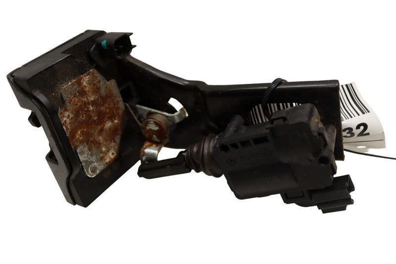 9L8Z7843150B 2008-2012 Ford Escape Rear Trunk Liftgate Latch Used OEM 9L8Z7843150B