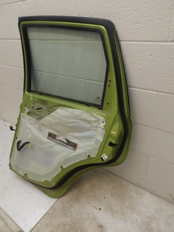 96942266 2004-2008 Chevrolet Aveo Passenger Rear RR Exterior Door Assembly Used OEM