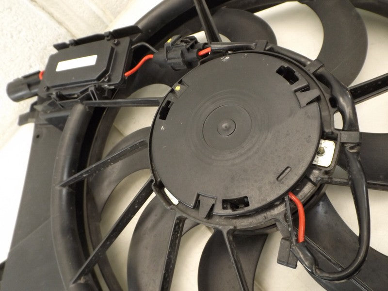 FD67098A2308D 2012-2014 Ford Focus Front Engine Cooling Fan Assembly 2.0L Used CV6Z8C607R OEM
