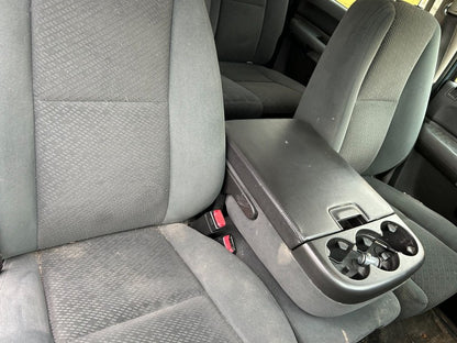 15904438 2008-12 Chevrolet Silverado 1500 Passenger FR Kick Panel Trim Used 15904438 OEM