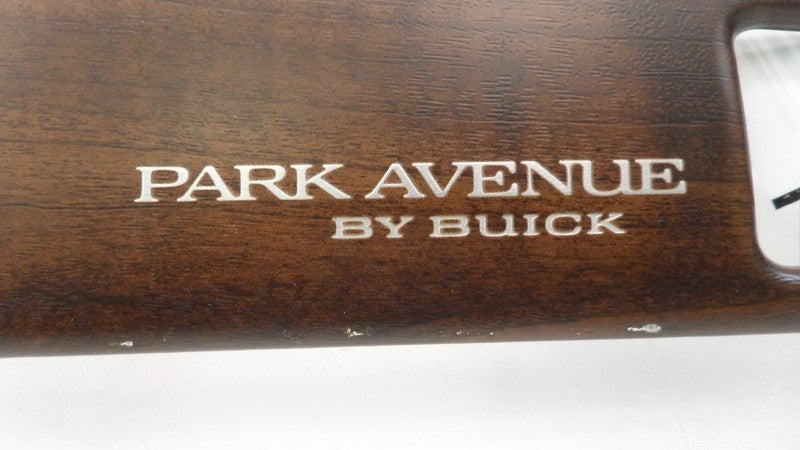 25664302 2001-2003 Buick Park Avenue Instrument Panel Molding Used 25664302 OEM