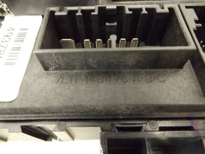 AG1T14B476 2010-2012 Lincoln MKZ Fuse and Relay Chassis Control Fuse Box Used AG1T14B476