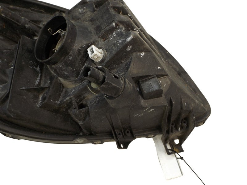8113052611 2007-2011 Toyota Yaris Passenger FR Headlight Used OEM 8113052611 