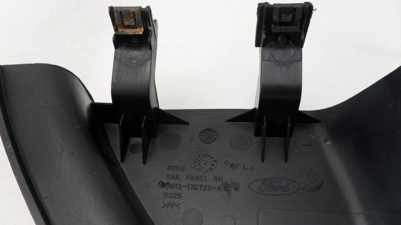 5G1317D720ALW 2005-2007 Ford Five Hundred FR Door Mirror Trim Ring Used 5G1317D720ALW OEM