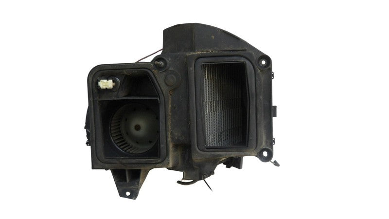 677-59181 1995-1996 Mazda B3000 Heater Core Case Used 677-59181 OEM