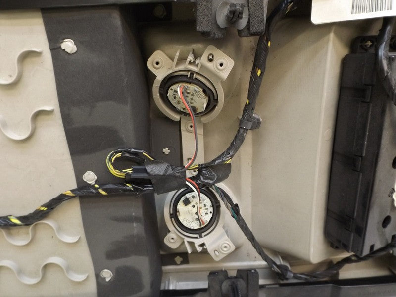 1KM51HDAAB 2011-2016 Chrysler Town &amp; Country Upper Console Used 1KM51HDAAB OEM