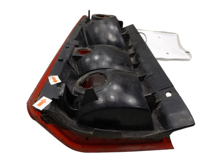 16502448 1997-2008 GMC Safari Passenger Rear RR Tail Light Assembly Used OEM 16502448