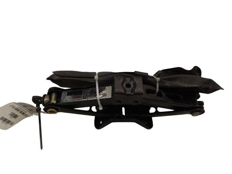 89310SDAA11 2004-2008 Honda Accord Floor Jack Used 89310SDAA11 OEM