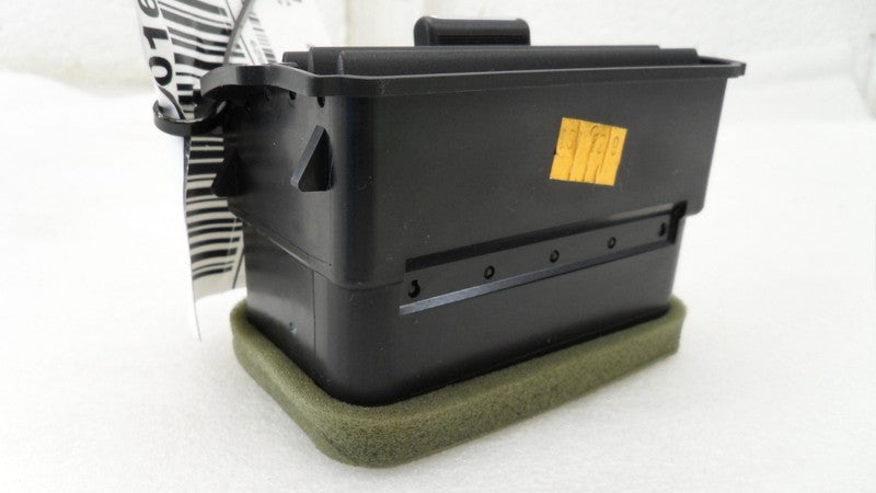 5G1X19C681A 2005-2007 Ford Five Hundred CR Dashboard Air Vent Used 5G1X19C681A OEM