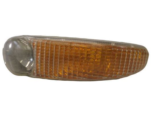 15150999 2001-2006 GMC Yukon FL Parking / Side Marker Light Assembly Used 15199554 OEM