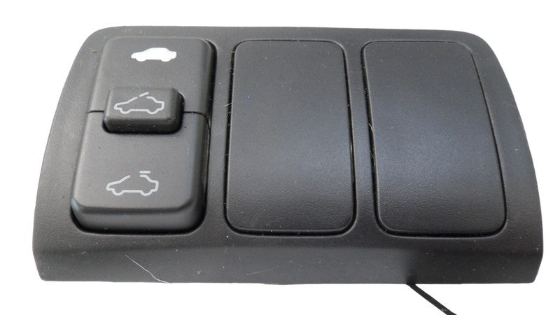 35830SDAA01 2004-2008 Honda Accord Sunroof Switch Used 35830SDAA01 OEM